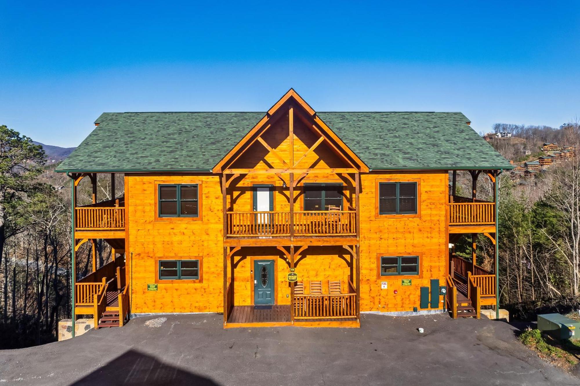 Full Equipped Cabin With A Pool And Game Room Smokies Views 蓋特林堡 外观 照片