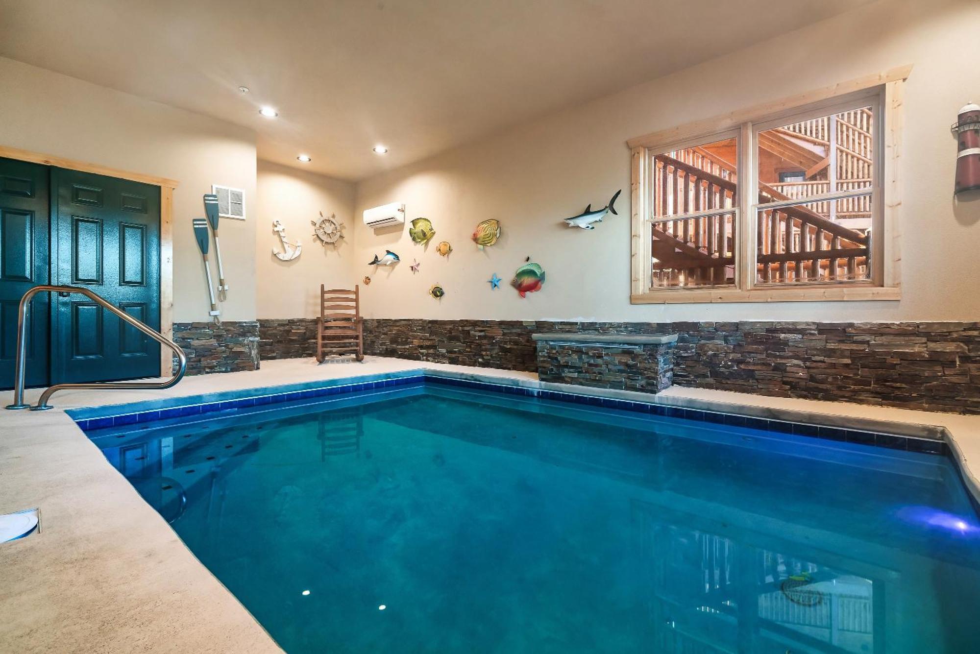 Full Equipped Cabin With A Pool And Game Room Smokies Views 蓋特林堡 外观 照片