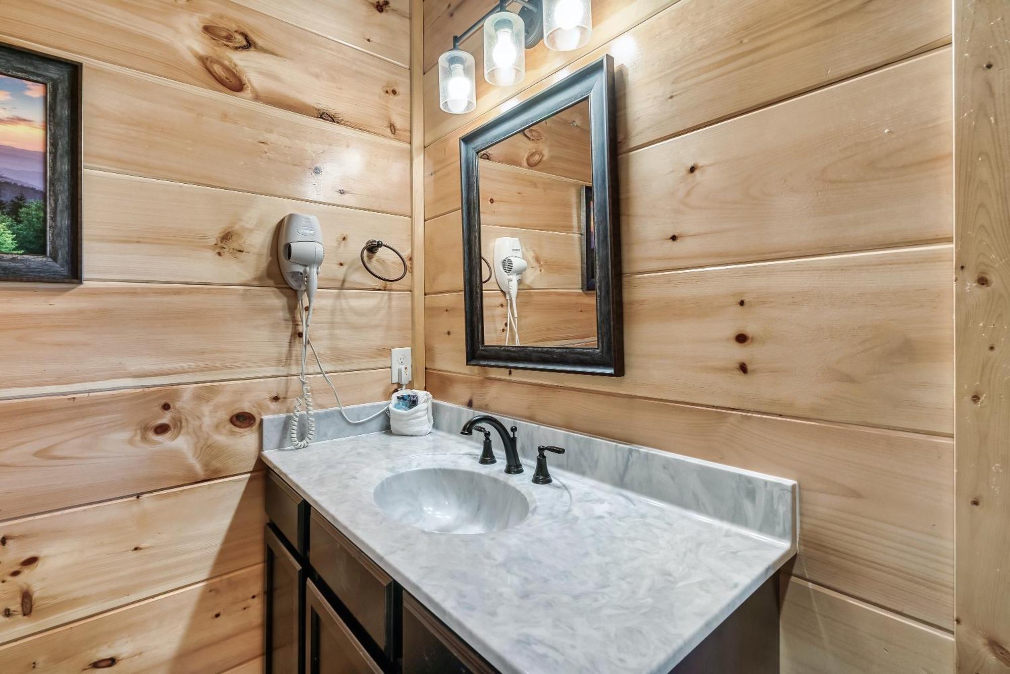 Full Equipped Cabin With A Pool And Game Room Smokies Views 蓋特林堡 外观 照片