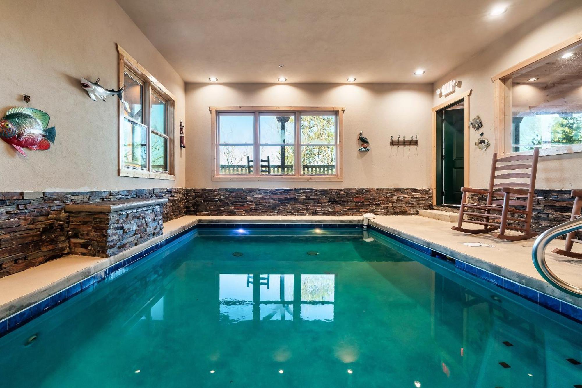 Full Equipped Cabin With A Pool And Game Room Smokies Views 蓋特林堡 外观 照片