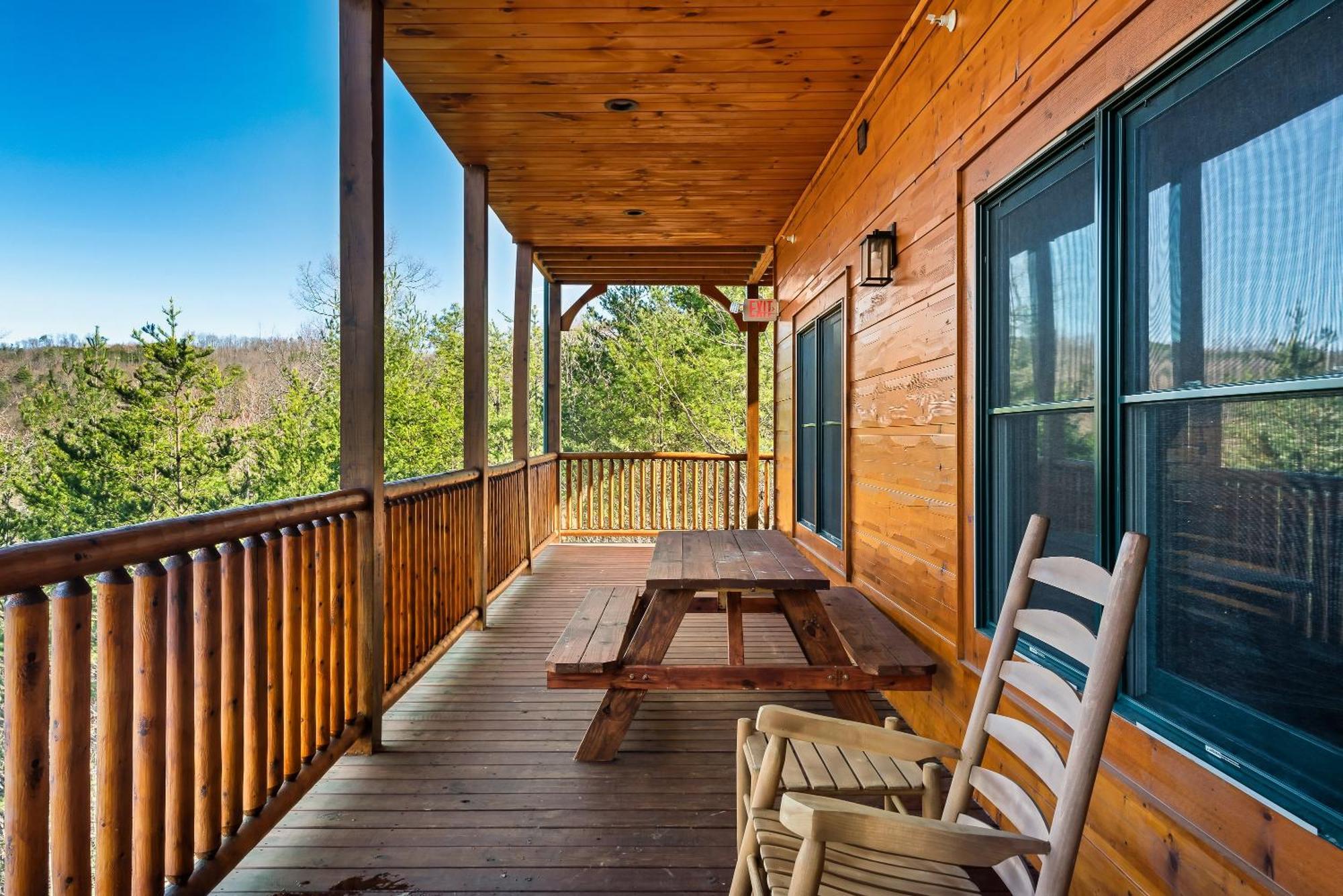 Full Equipped Cabin With A Pool And Game Room Smokies Views 蓋特林堡 外观 照片