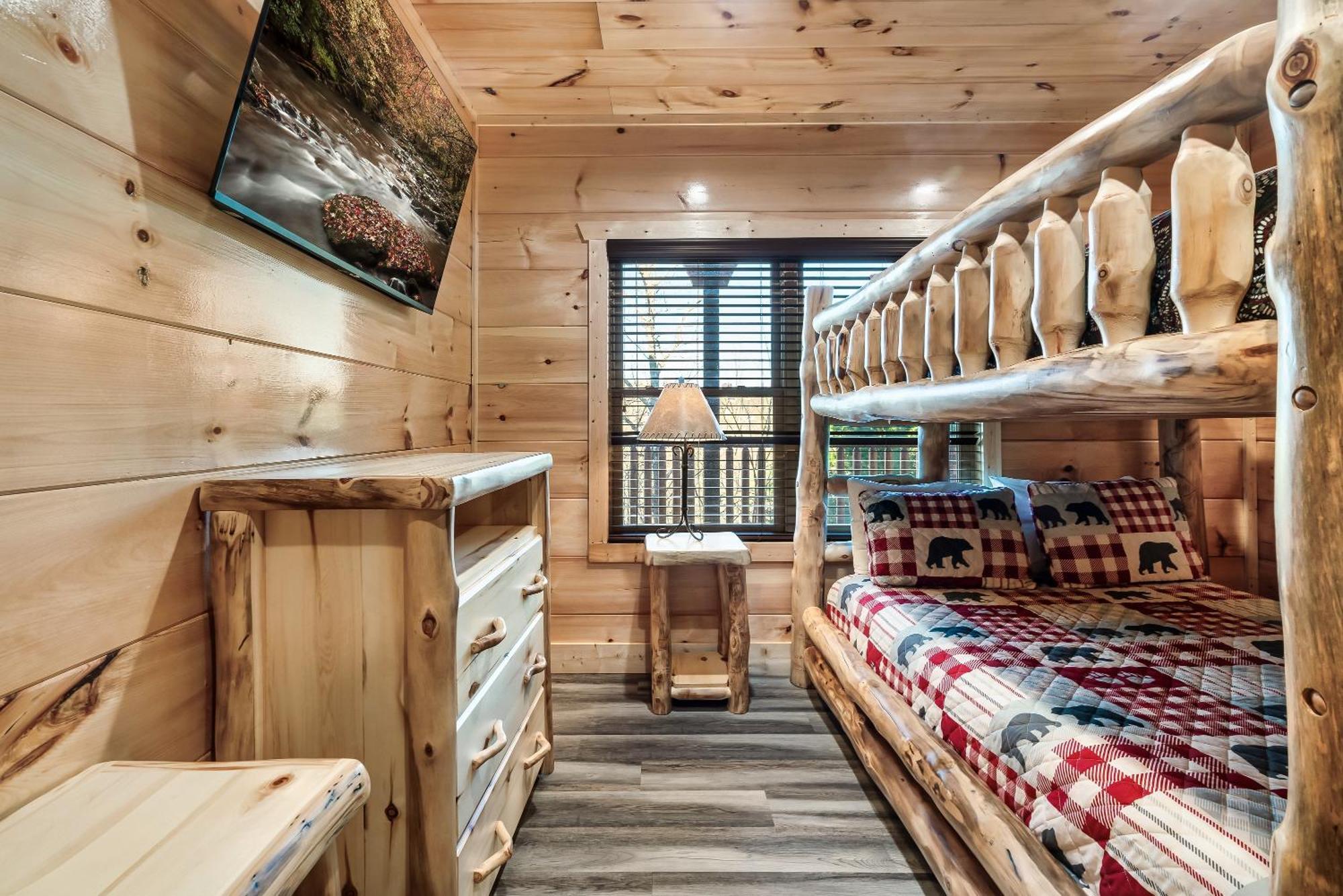 Full Equipped Cabin With A Pool And Game Room Smokies Views 蓋特林堡 外观 照片