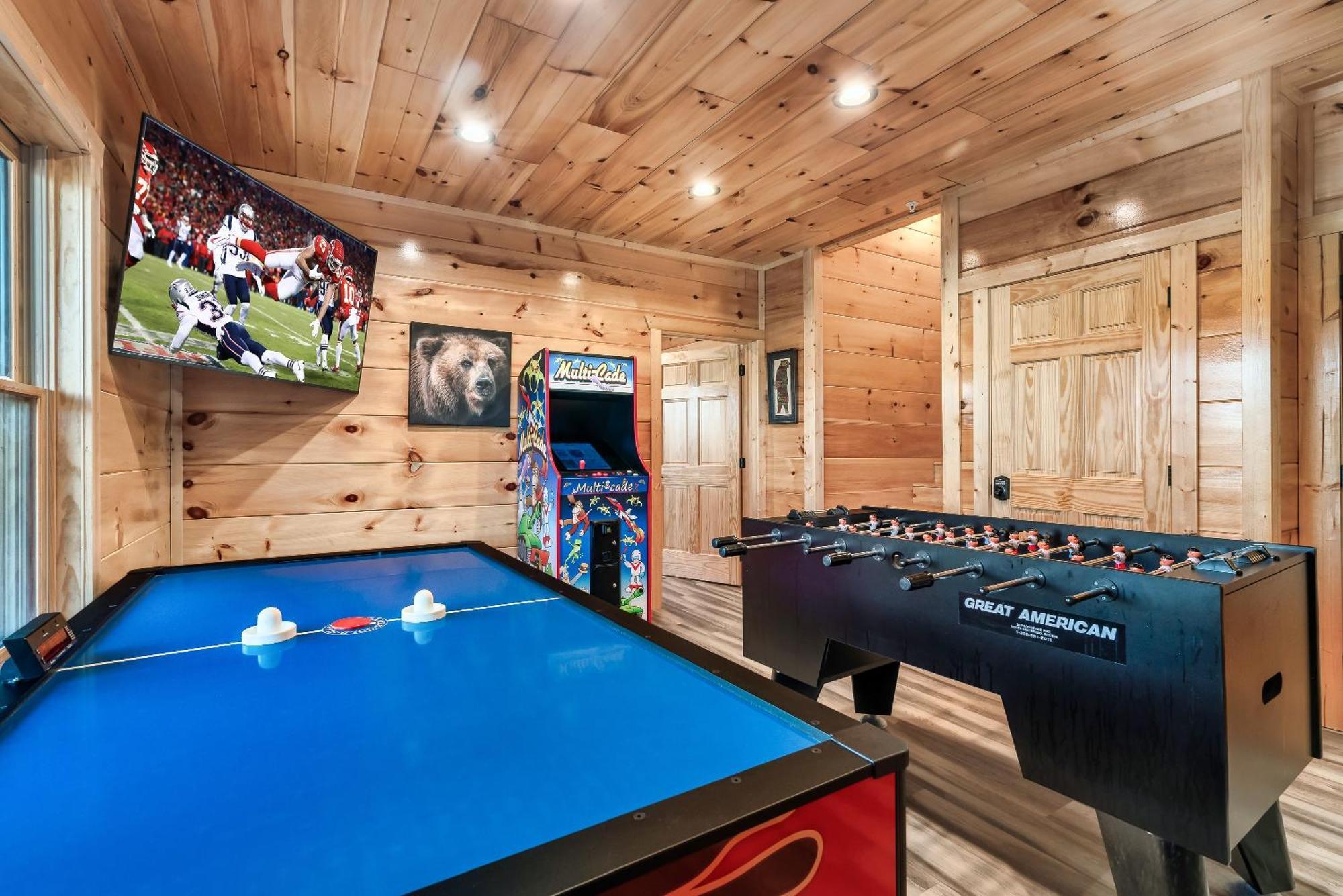 Full Equipped Cabin With A Pool And Game Room Smokies Views 蓋特林堡 外观 照片