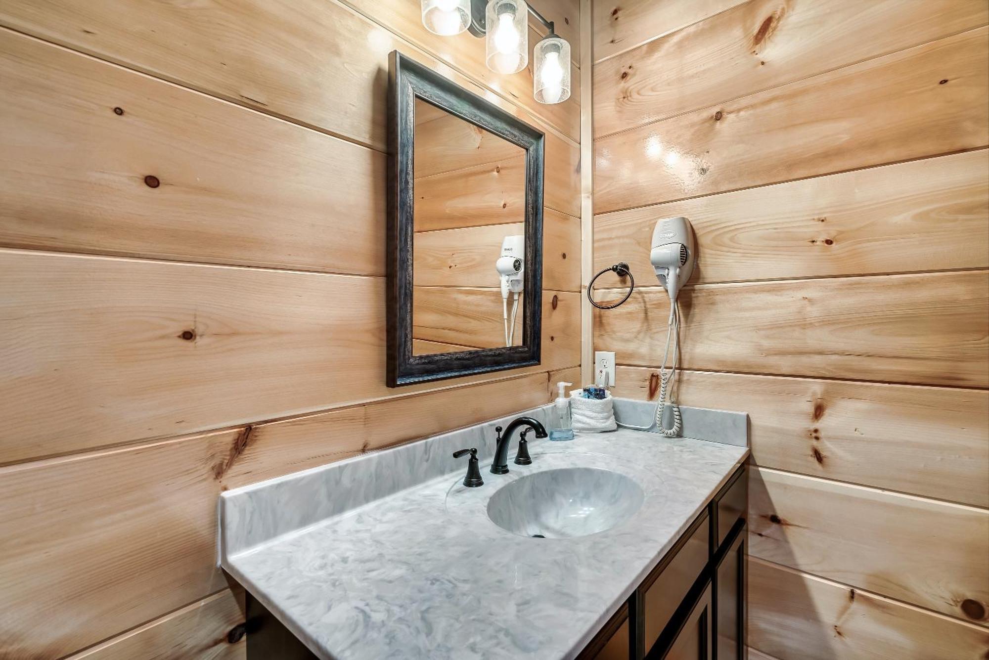 Full Equipped Cabin With A Pool And Game Room Smokies Views 蓋特林堡 外观 照片