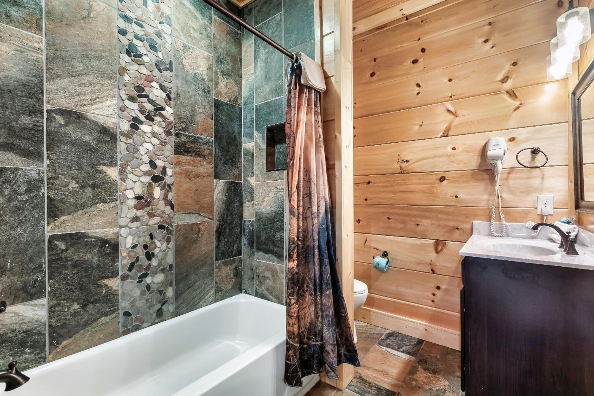 Full Equipped Cabin With A Pool And Game Room Smokies Views 蓋特林堡 外观 照片